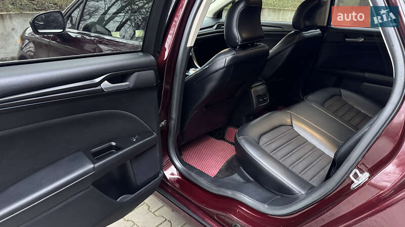 Седан Ford Fusion 2017 в Тернополе