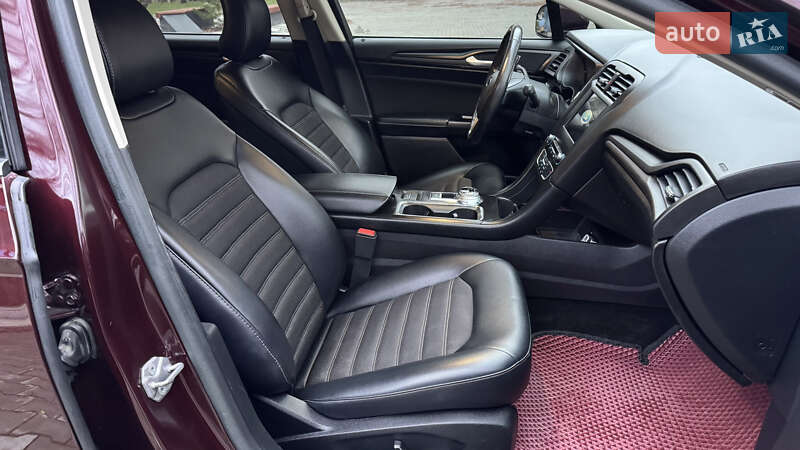 Седан Ford Fusion 2017 в Тернополе