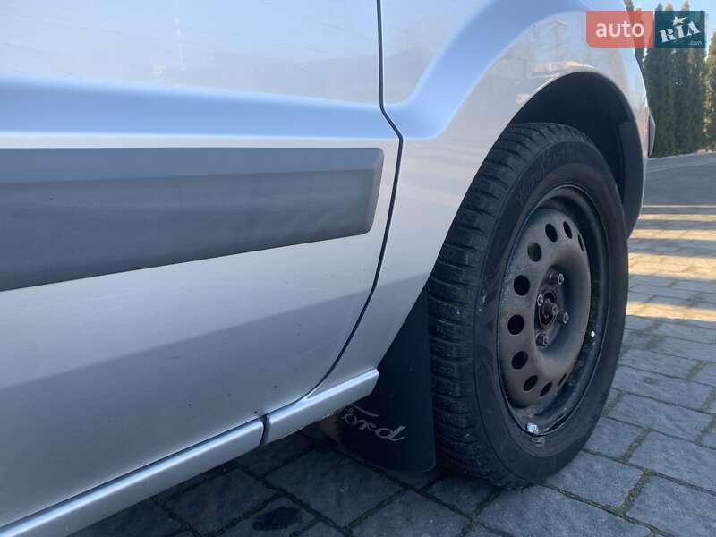 Хэтчбек Ford Fusion 2008 в Надворной фото 36 Хэтчбек Ford Fusion 2008 в Надворной