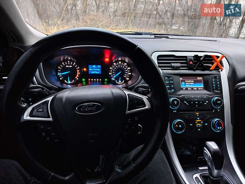 Седан Ford Fusion 2016 в Киеве фото 5 Седан Ford Fusion 2016 в Киеве
