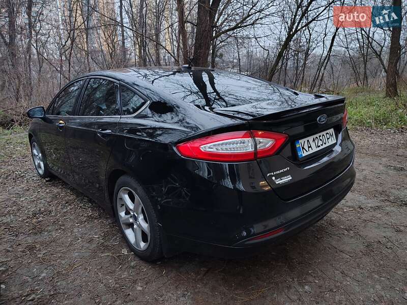 Седан Ford Fusion 2016 в Киеве фото 3 Седан Ford Fusion 2016 в Киеве