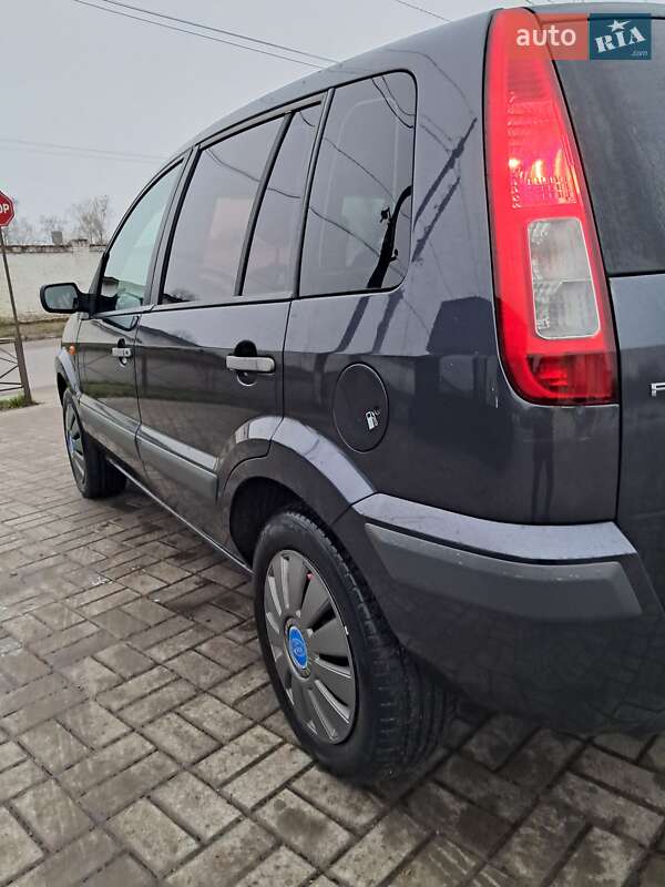 Хэтчбек Ford Fusion 2009 в Прилуках