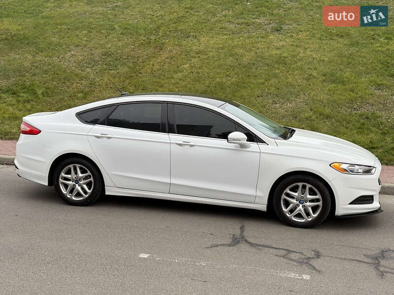 Седан Ford Fusion 2013 в Киеве