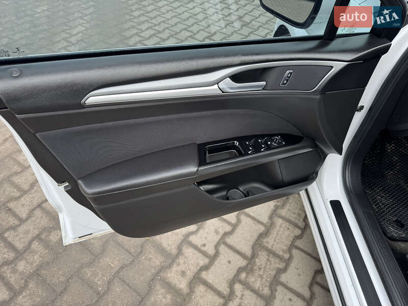 Седан Ford Fusion 2016 в Тернополе фото 17 Седан Ford Fusion 2016 в Тернополе