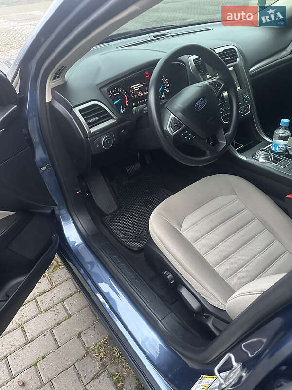 Седан Ford Fusion 2018 в Кривом Роге