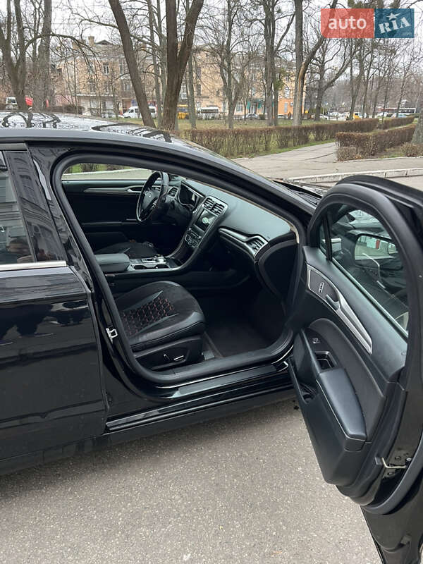 Седан Ford Fusion 2016 в Киеве