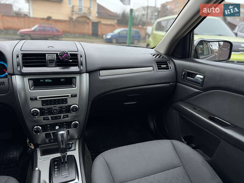 Седан Ford Fusion 2011 в Бердичеве
