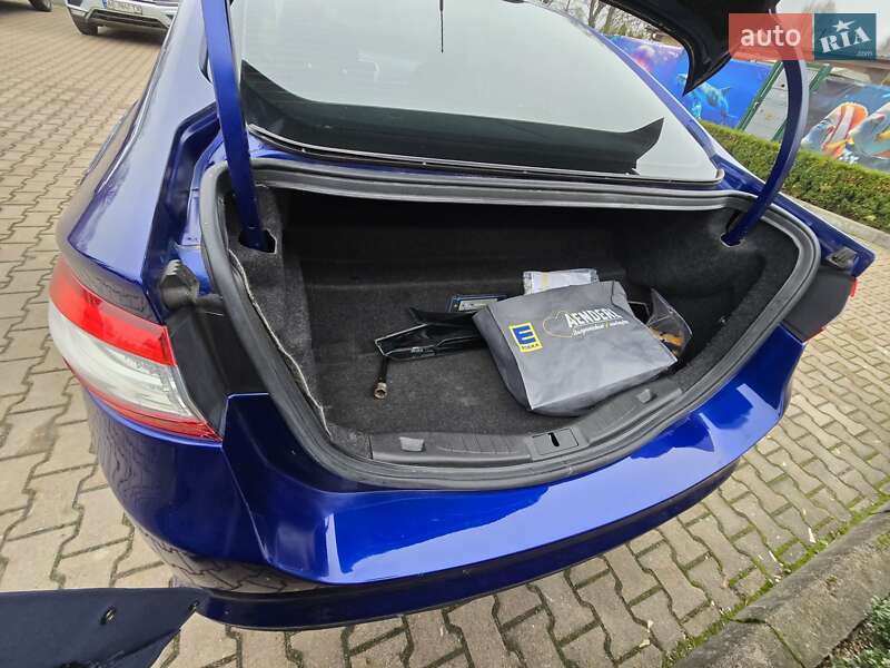 Седан Ford Fusion 2015 в Киеве