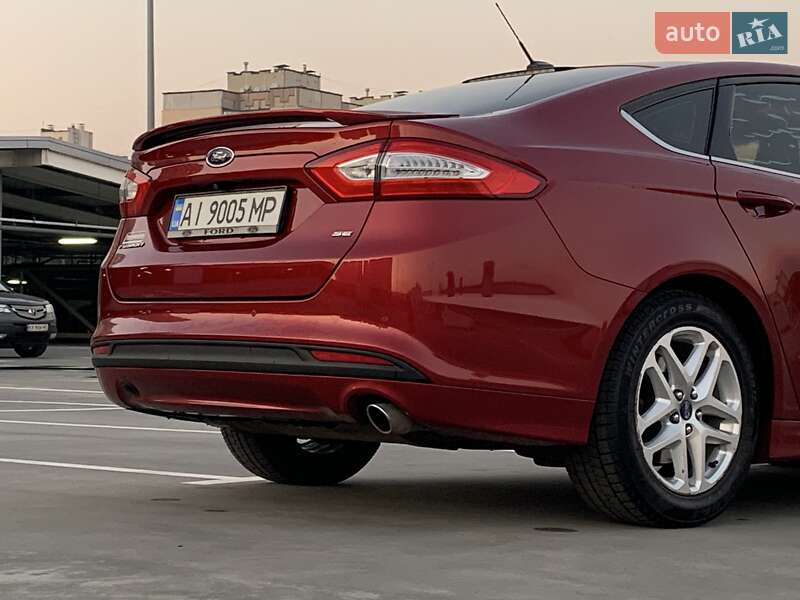 Седан Ford Fusion 2015 в Киеве