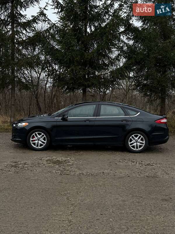 Седан Ford Fusion 2014 в Новом Роздоле