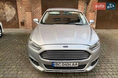 Седан Ford Fusion 2013 в Львові