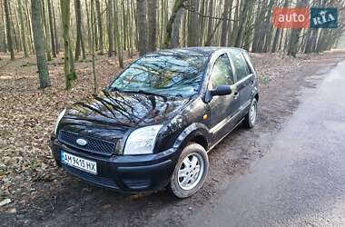 Хетчбек Ford Fusion 2005 в Житомирі