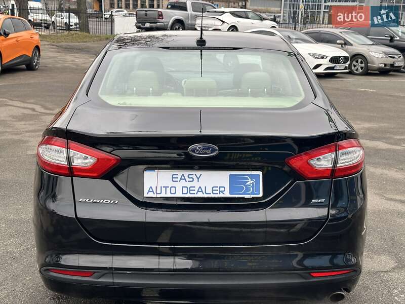 Седан Ford Fusion 2015 в Киеве