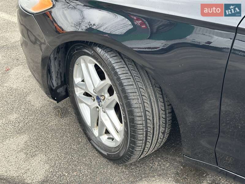 Седан Ford Fusion 2015 в Киеве