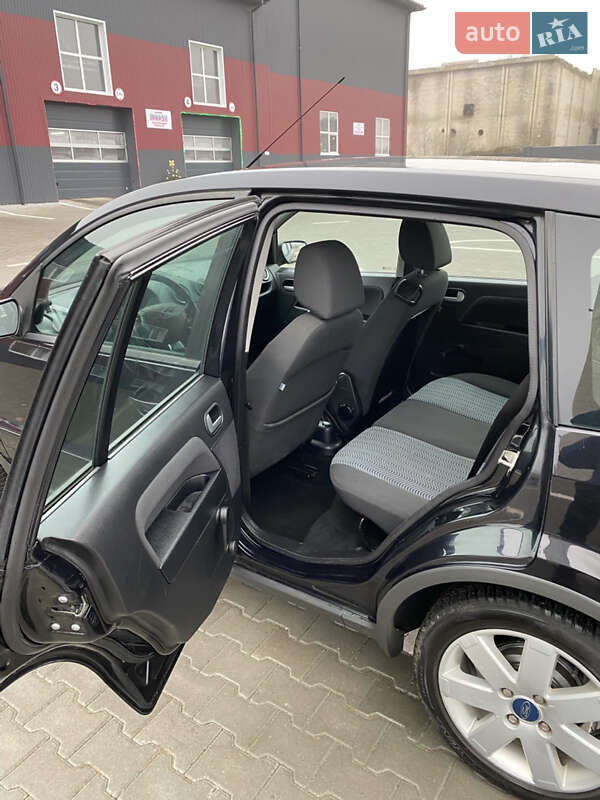 Хэтчбек Ford Fusion 2008 в Киеве