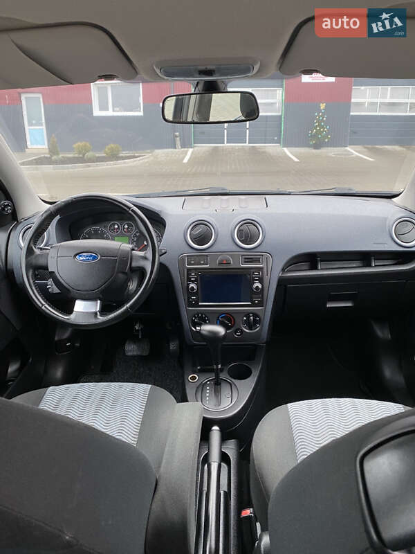 Хэтчбек Ford Fusion 2008 в Киеве