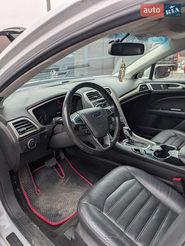 Седан Ford Fusion 2016 в Києві