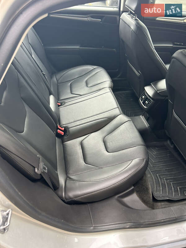 Седан Ford Fusion 2016 в Киеве