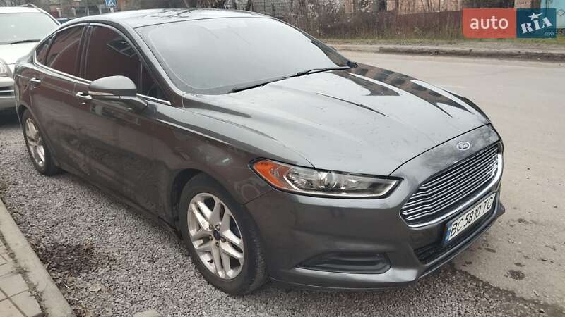 Ford Fusion 2016
