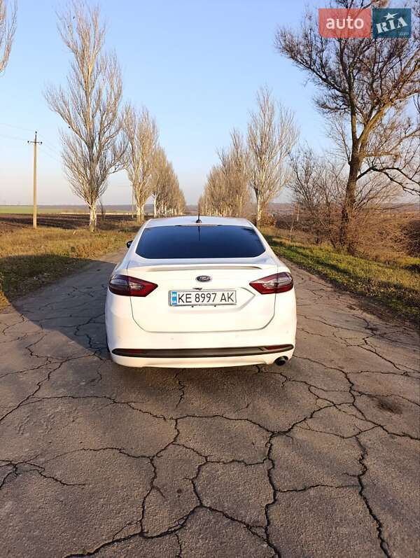 Седан Ford Fusion 2016 в Днепре