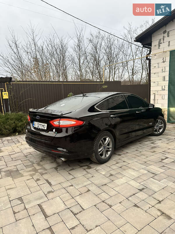 Седан Ford Fusion 2015 в Переяславі