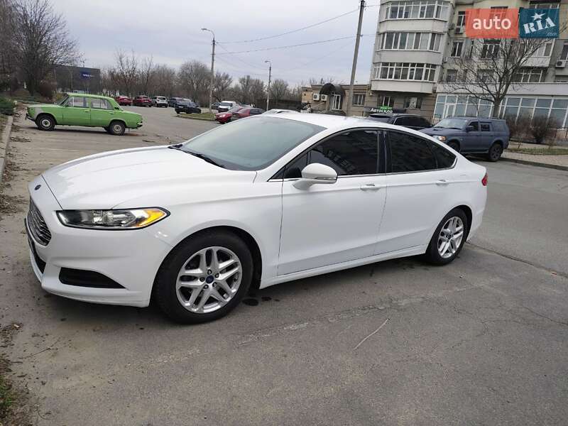 Седан Ford Fusion 2015 в Запорожье