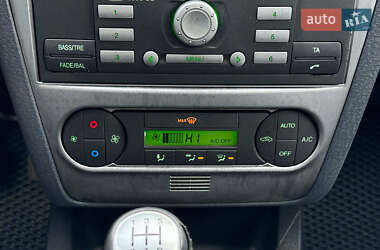 Хэтчбек Ford Fusion 2010 в Виннице