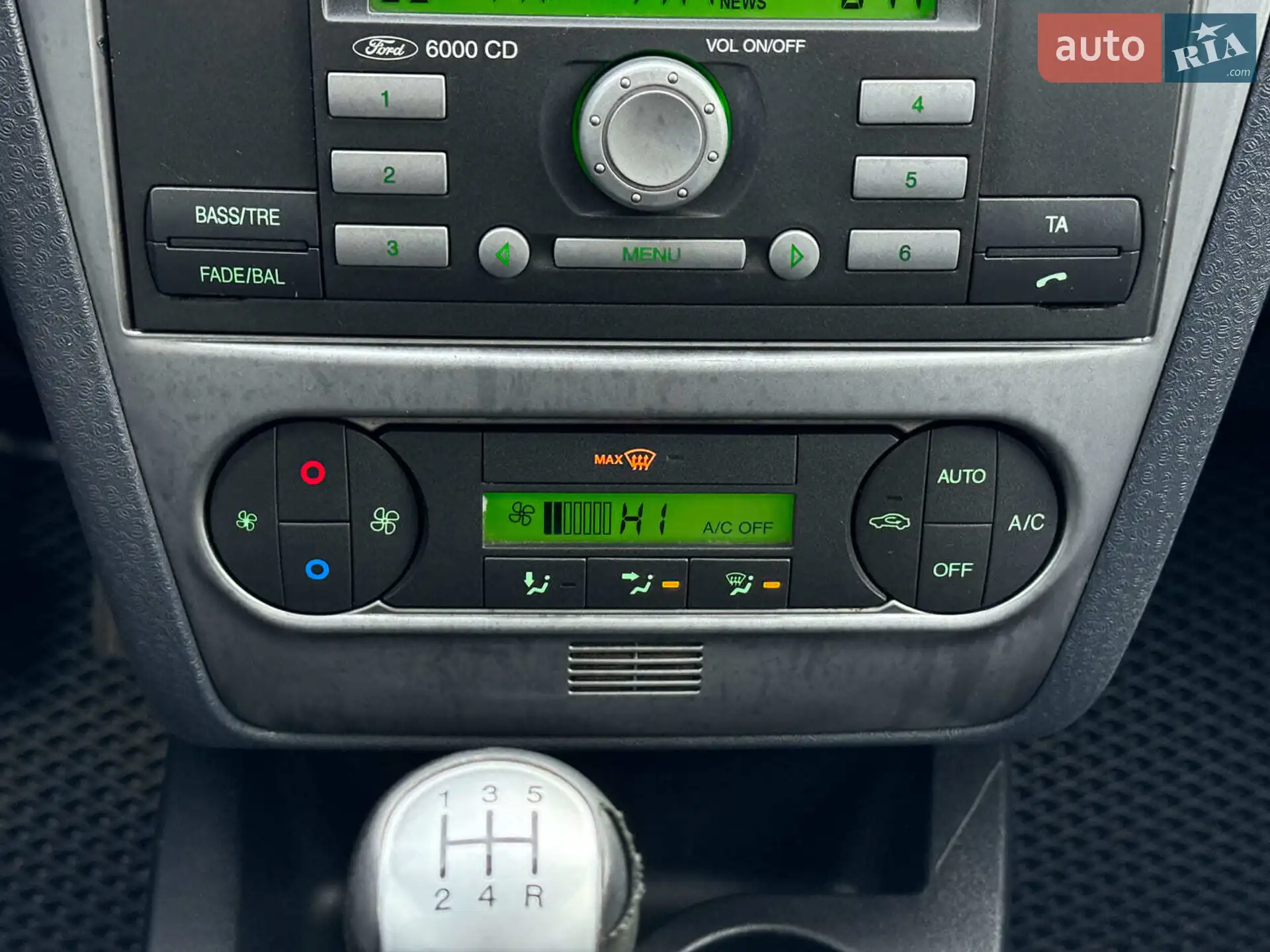 2010 Ford Fusion - мініатюра 27