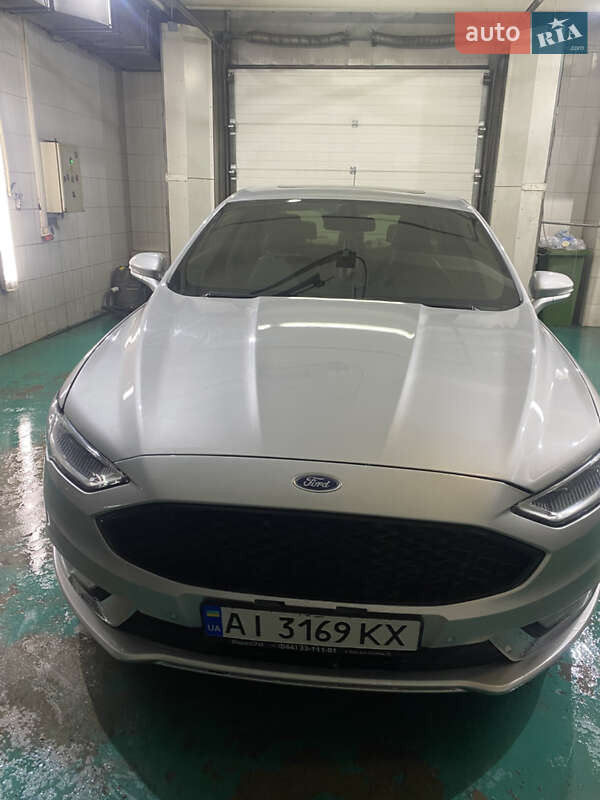 Седан Ford Fusion 2016 в Киеве