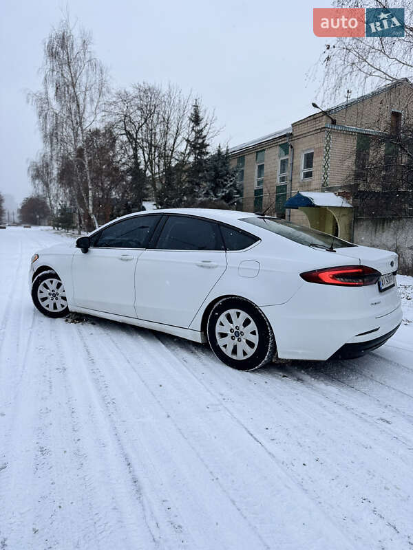 Седан Ford Fusion 2019 в Борисполе