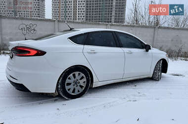 Седан Ford Fusion 2019 в Борисполе