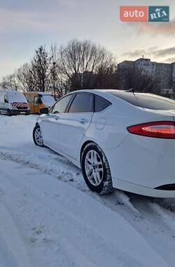 Седан Ford Fusion 2015 в Кременчуге