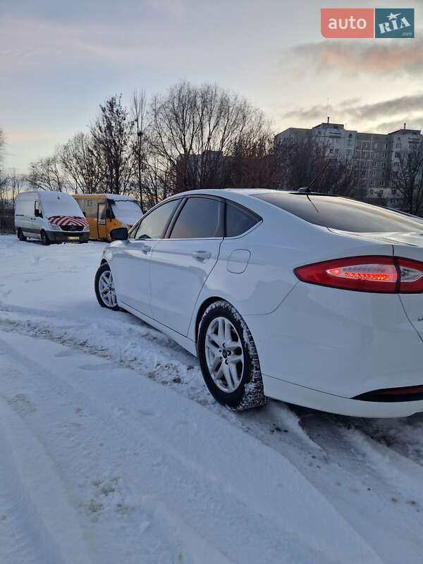 Седан Ford Fusion 2015 в Кременчуге