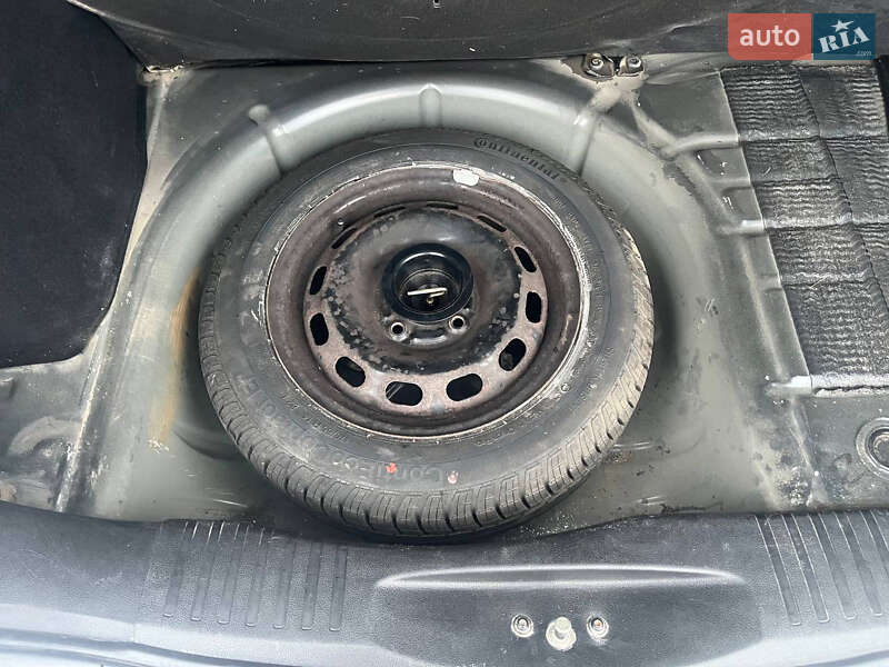 Хетчбек Ford Fusion 2005 в Бару