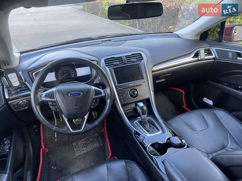 Седан Ford Fusion 2013 в Києві