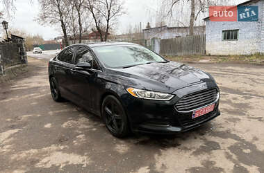 Седан Ford Fusion 2014 в Радивиліві