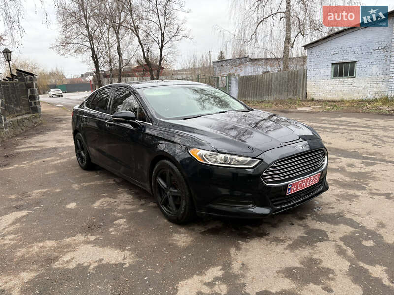 Седан Ford Fusion 2014 в Радивиліві фото Седан Ford Fusion 2014 в Радивиліві