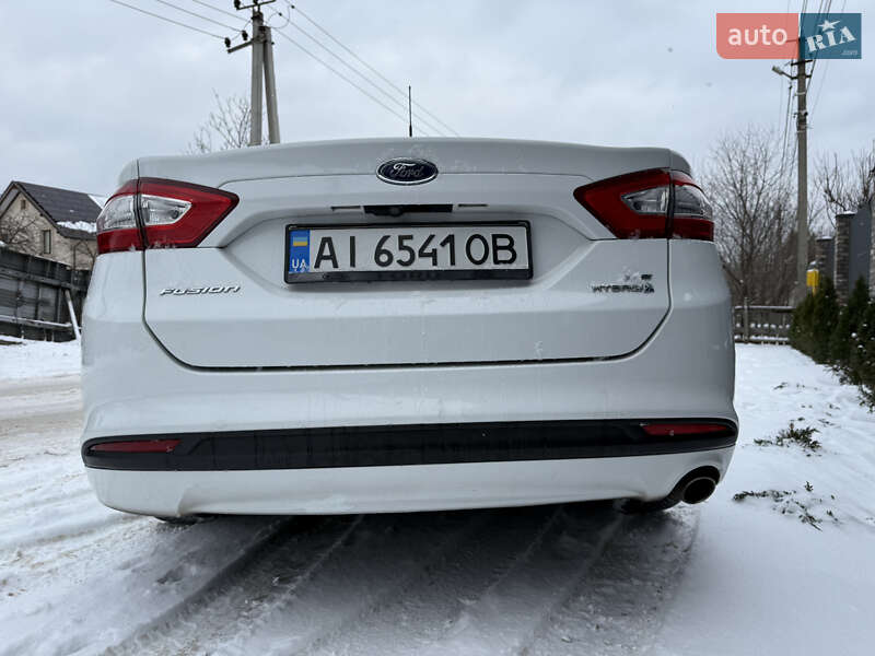 Седан Ford Fusion 2016 в Києві