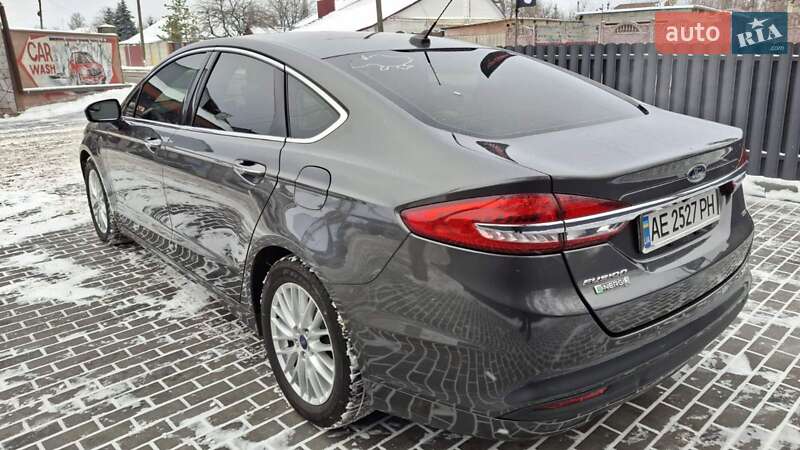 Седан Ford Fusion 2017 в Покрові