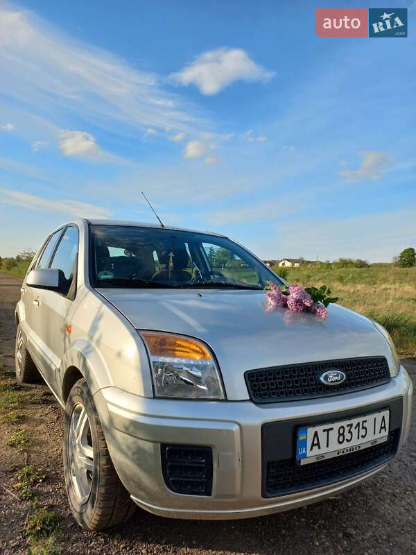 Хетчбек Ford Fusion 2009 в Івано-Франківську