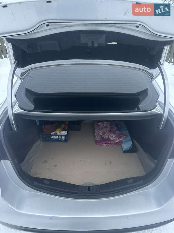 Седан Ford Fusion 2016 в Сумах