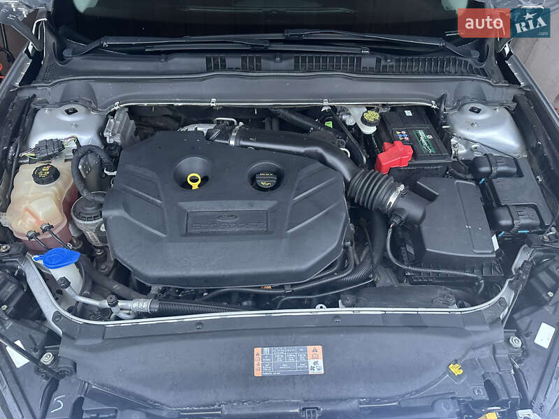 Седан Ford Fusion 2016 в Сумах