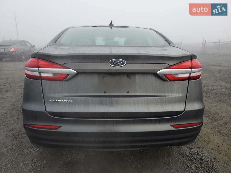 Седан Ford Fusion 2020 в Львові