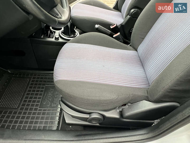 Хетчбек Ford Fusion 2010 в Одесі фото 28 Хетчбек Ford Fusion 2010 в Одесі