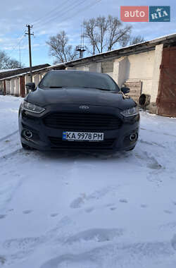 Седан Ford Fusion 2014 в Остер
