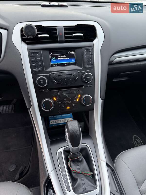 Седан Ford Fusion 2014 в Киеве