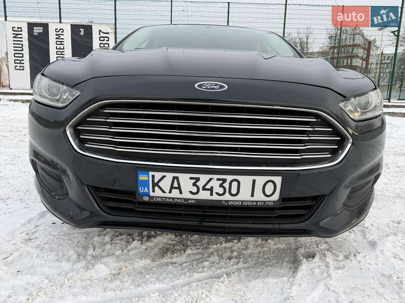 Седан Ford Fusion 2014 в Киеве