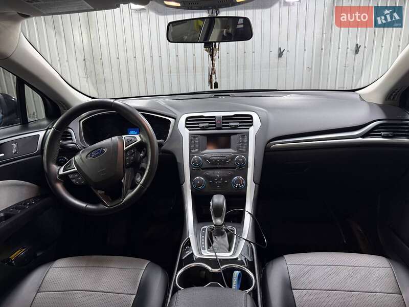 Седан Ford Fusion 2014 в Києві фото 4 Седан Ford Fusion 2014 в Києві