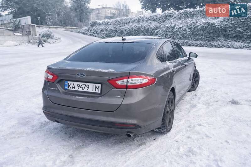 Седан Ford Fusion 2013 в Дніпрі