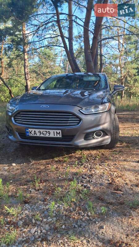 Седан Ford Fusion 2013 в Дніпрі